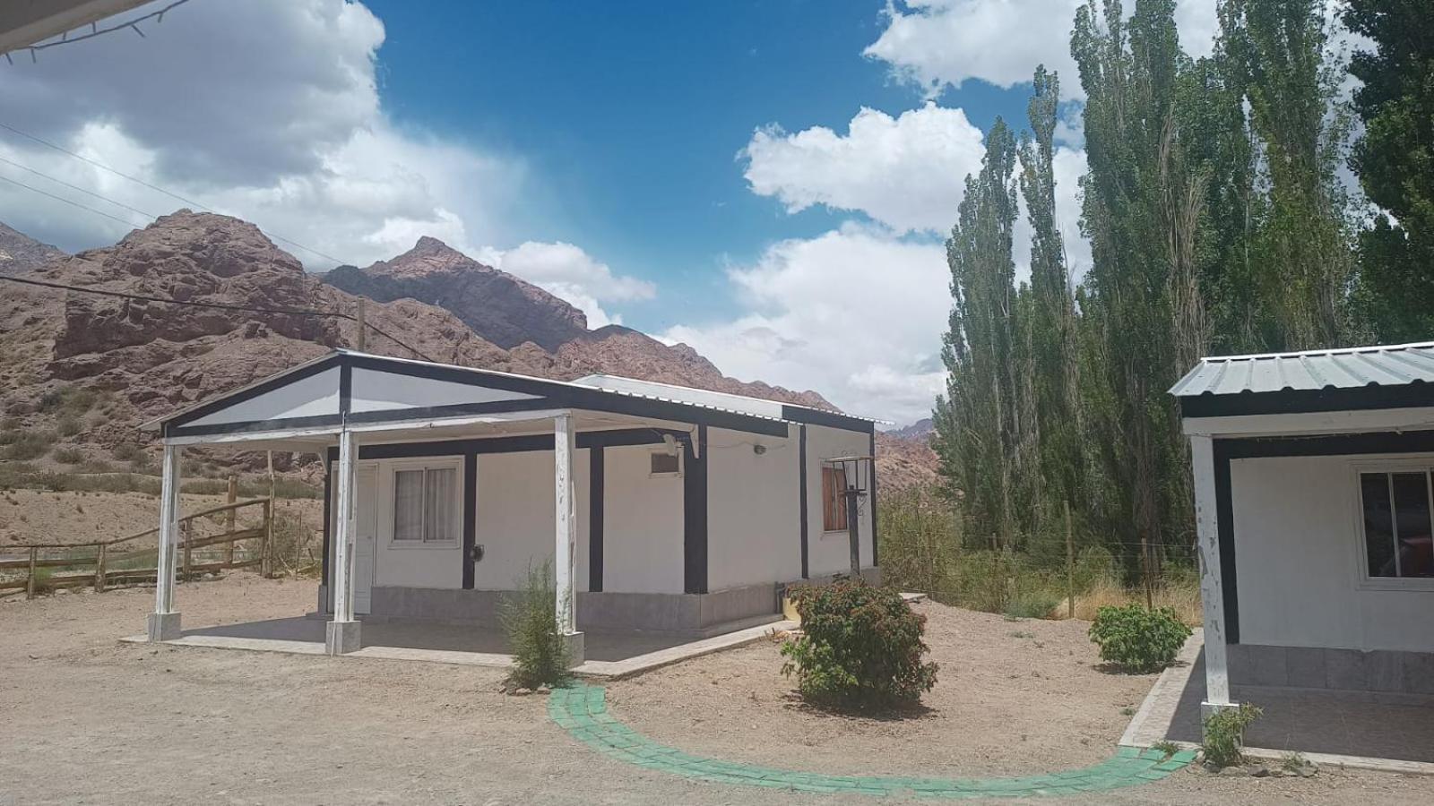 Cabanas De Los Andes Uspallata Exteriör bild